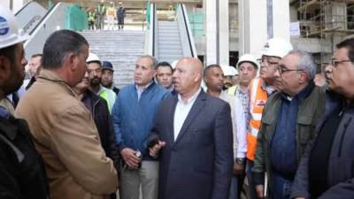 "النقل" تعلن إنشاء كباري مشاه لسهولة تنقل المواطنين على مسار القطار الكهربائي