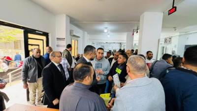 رئيس جهاز العبور الجديدة يلتقي بالمواطنين ويشدد على تطوير الخدمات