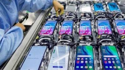 أسعار الهواتف بمصر ترتفع بصورة مفاجئة..ما بين 20 إلى 30%