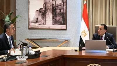 «مدبولي» يُتابع خطط وزارة التموين لتعزيز المخزون السلعي قبل حلول شهر رمضان المُعظم