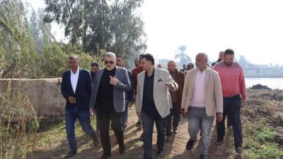 المدير التنفيذي لتنمية البحيرات يتفقد مفرخ فوه السمكي