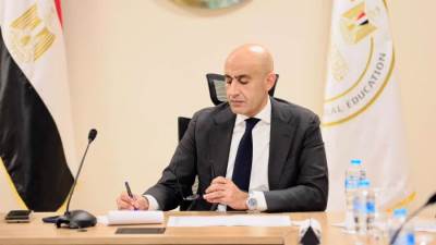 التعليم تدرس زيادة سنوات التعليم الإلزامية..وتقليل سن القبول بالمدارس