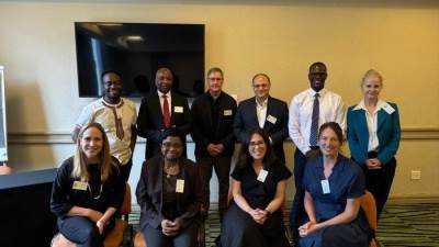 رئيس هيئة الدواء يشارك في ملتقى الذكاء الاصطناعي في  الأدوية بجنوب إفريقيا