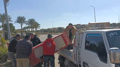 رئيس جهاز القاهرة الجديدة يوجه بتكثيف الدوريات ورفع الإشغالات بالمحاور والتجمعات السكنية