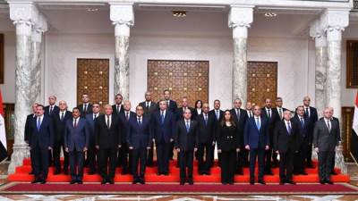 عاجل.. الرئيس السيسي يشهد أداء المحافظين ونوابهم الجدد اليمين الدستورية