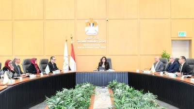 وزيرة الإسكان توجه قيادات الوزارة بتيسير إجراءات التصالح والتقنين أمام المواطنين الجادين