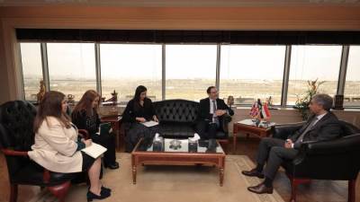 مصر وبريطانيا تناقشان التحضيرات النهائية لمعرض «رمسيس وذهب الفراعنة»