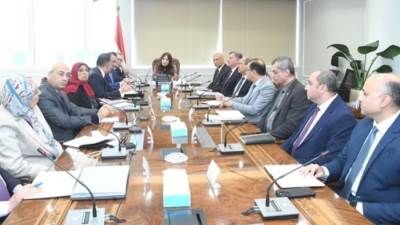 «الإسكان» و«التنمية الحضرية» يتابعان مشروعات التطوير العمراني