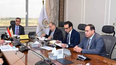 3 ساعات إضافية وزيادة الاستعاضات للتجار.. حزمة تيسيرات جديدة لصرف المنحة التموينية  