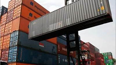 الصادرات المصرية مهددة بالرسوم العقابية الأمريكية ويلزم إجراءات علاجية 