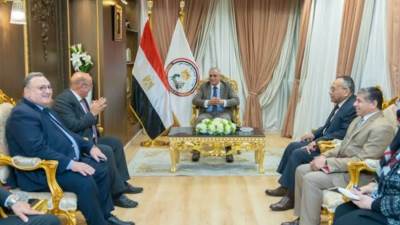 "الإنتاج الحربي" و"البنك العقاري المصري" يبحثان الشراكات الإستراتيجية والمشروعات التعاونية المشتركة