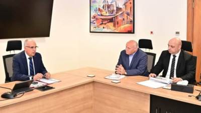 وزير الري يبحث مع شركة MOT تعظيم استغلال أراضي الوزارة لدعم التنمية الاقتصادية