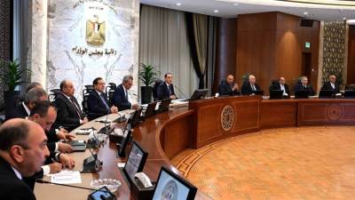 رئيس الوزراء يلتقي رؤساء اللجان النوعية بمجلس النواب