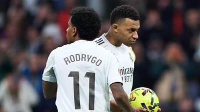 الفوضى تعصف بجهاز ريال مدريد الطبي.. إصابات مبابي ورودريجو تشعل المخاوف