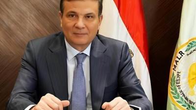 الزراعة تحظر استخدام 5 مبيدات على الخضر والفاكهة