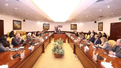 وزير الاتصالات يستعرض إنجازات استراتيجية الذكاء الاصطناعي 2025