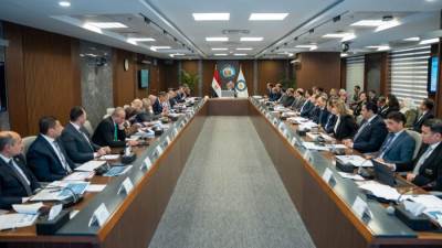 وزير البترول: مزايدة عالمية جديدة للبحث عن الغاز في غرب المتوسط