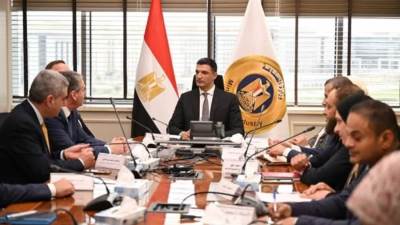 "الصناعة" تبحث مع "دراسكيم" إنشاء مصنع لإنتاج سيانيد الصوديوم بـ200 مليون دولار