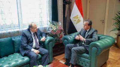 وزير الصحة ورئيس هيئة الدواء يتابعان المخزون الاستراتيجي والبدائل المستدامة لسلاسل إمداد الأدوية