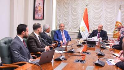  العمل تستعين بخبير دولي لإطلاق منصة وطنية لتأهيل الشباب لسوق العمل العالمي