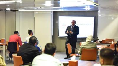 «الصحة» تدرب موظفي الخط الساخن بالرعاية العاجلة لتسريع الاستجابة لحالات السكتة الدماغية