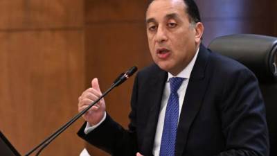 مدبولي: إغلاق جميع المحلات التجارية والمولات والمطاعم الساعة 9 مساءً