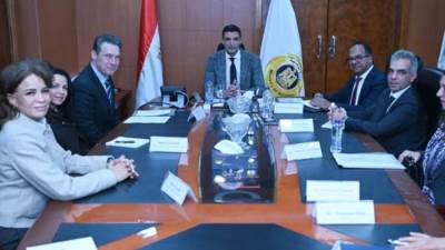 البنك الأوروبي: 3.9 مليار دولار لتمويل مشروعات الطاقة النظيفة في مصر