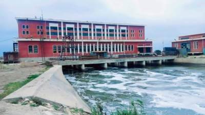 الري: رفع التصرفات المائية بالترع والحفاظ على المناسيب بالدرجات الآمنة بالمصارف الزراعية