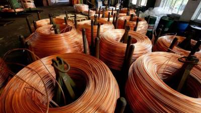 النحاس يهبط لأدنى مستوى منذ 3 أشهر بنسبة 2.44 %