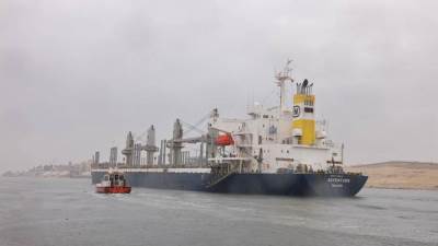 39 سفينة تعبر قناة السويس اليوم بإجمالي 1.6 مليون طن