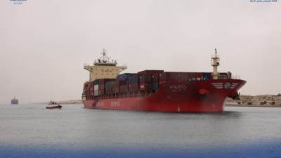 قناة السويس ترفع رسوم المخلفات الصلبة بقيمة من 235 إلي 1410 دولار