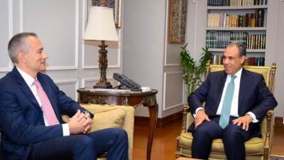 "مصر" تدعم تنفيذ خطة ترامب لغزة وتطالب بفتح معبر رفح