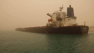 الفريق أسامة ربيع: نجاح تعويم سفينة الصب" XIN TAIN YUAN" 