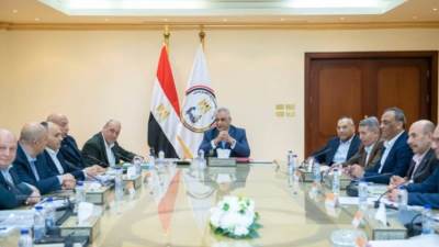 وزير الإنتاج الحربي يستعرض أداء الشركات التابعة خلال الربع الأول من 2026