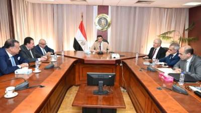 وزير الصناعة: الصناعات التعدينية تساهم في جذب استثمارات جديدة وتعميق التصنيع المحلي