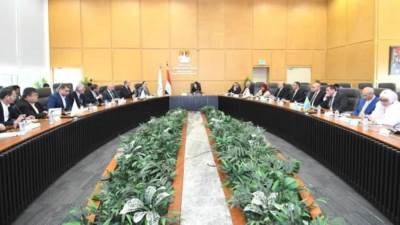 وزيرة الإسكان تتابع تنفيذ مشروعات منطقة الأعمال المركزية بالعاصمة الجديدة