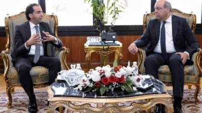 وزير الطيران يبحث مع "مايكروسوفت" تعزيز التعاون في تكنولوجيا المعلومات والتحول الرقمي