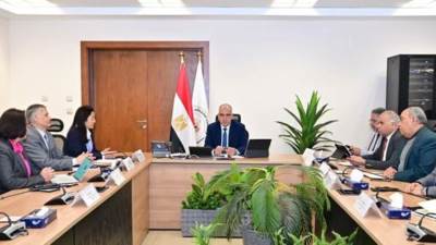 "مصر والأمم المتحدة" تبحثان تغذية الشواطئ لمجابهة التغيرات المناخية