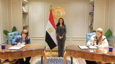 "وزيرة التضامن" تشهد توقيع عقود تمويل 4 جمعيات أهلية لمشروعات التمكين الاقتصادي