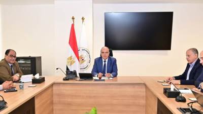 وزير الري: استعدادات مكثفة لضمان كفاءة الري بأسوان قبل موسم أقصى الاحتياجات