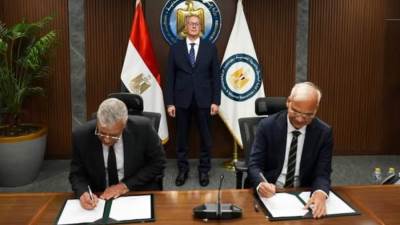 "البترول" توقع عقد توريد خام الفوسفات لـ"المجمع الصناعي" باستثمارات 525 مليون دولار