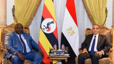 مشاورات مصرية أوغندية لتعزيز التنمية والتكامل الاقتصادي