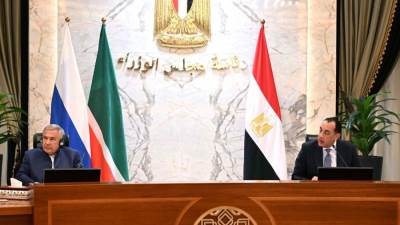 "مدبولي" يبحث مع رئيس تتارستان فرص الاستثمار في مجالات الطاقة والتصنيع