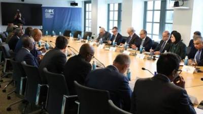 وزير الاستثمار يبحث مع "مؤسسة التمويل الدولية" تعميق الشراكة الاستراتيجية ودفع الاستثمارات