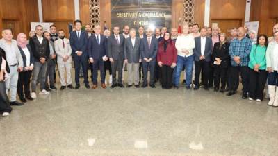 الفريق أسامة ربيع ونقيب الصحفيين يشهدان فعاليات افتتاح البرنامج التدريبي للصحفيين