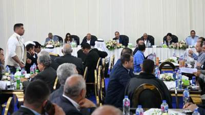 رئيس الوزراء يلتقي أعضاء مجلسي النواب والشيوخ وكبار مشايخ وعواقل سيناء