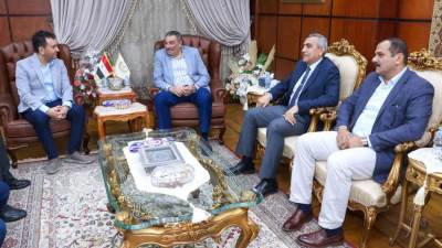 ميناء دمياط يعزز شراكاته الدولية مع شركة هاباج لويد العالمية