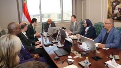 وزير الكهرباء يبحث مع شركة سكاتك النرويجية مجريات تنفيذ مشروعات الطاقة الشمسية