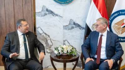 وزير البترول بلتقي رئيس اللجنة الاقتصادية بمجلس النواب