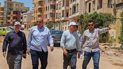 المهندس السيد أمين يتفقد الحي المتميز بالمناطق 13 و14 و15 بمدينة بدر